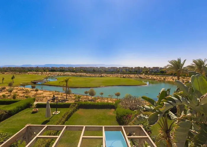 With Pool & Access Ein Bay Hébergement de vacances Ain Sukhna